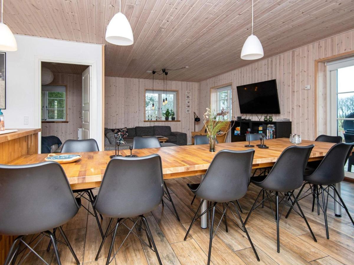 10 Person Holiday Home In Glesborg Экстерьер фото